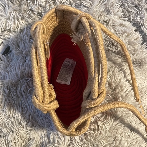 NEW GAP Mini Bucket Rope Crossbody Bag - Picture 8 of 8